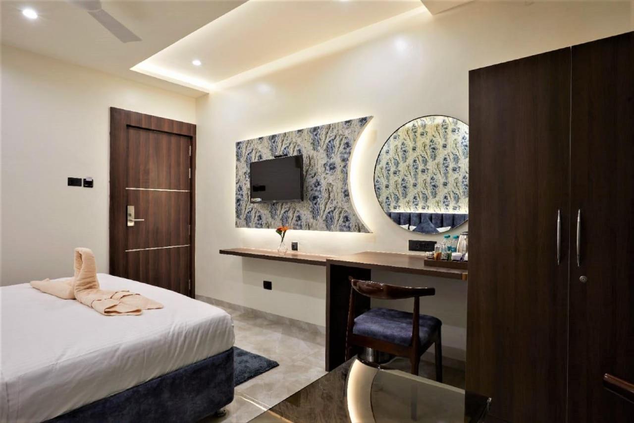 Hotel Rose Gold Ahmednagar Exterior photo