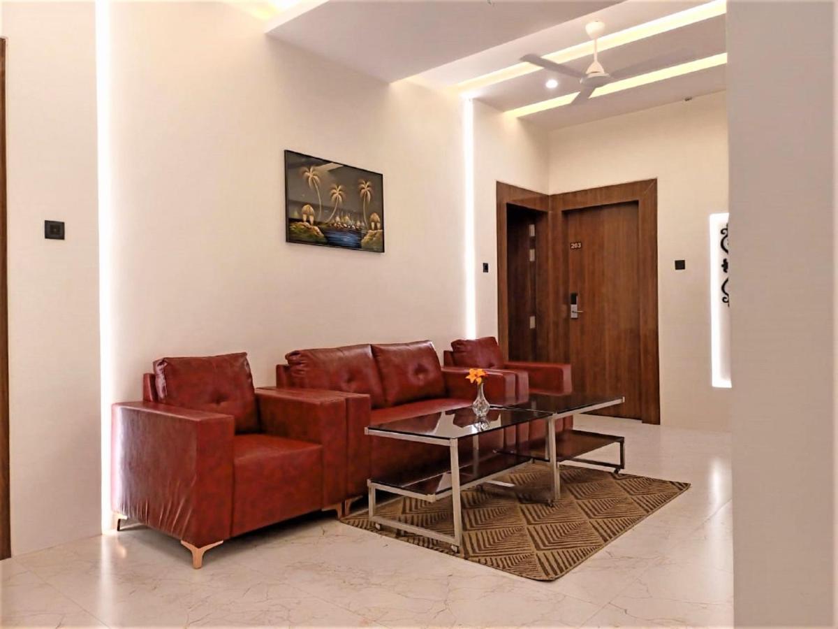 Hotel Rose Gold Ahmednagar Exterior photo